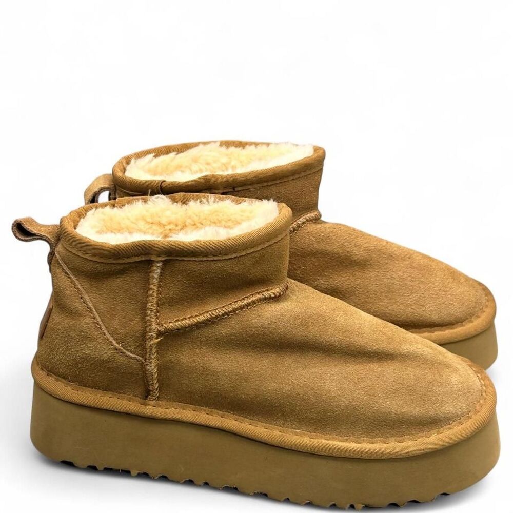 Ugg Women's Tan and Brown Boots
